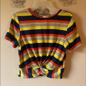 Vintage Boutique brand crop